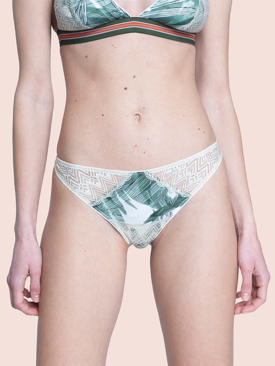 Brazilian Knickers Printed with Lace Details